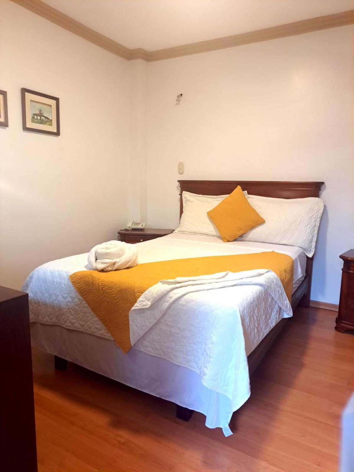 Hotel Coronel Cuenca Eksteriør bilde