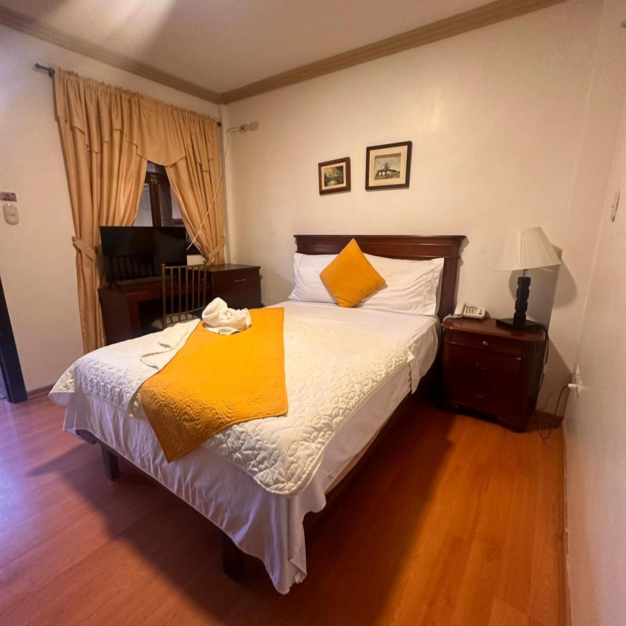 Hotel Coronel Cuenca Eksteriør bilde